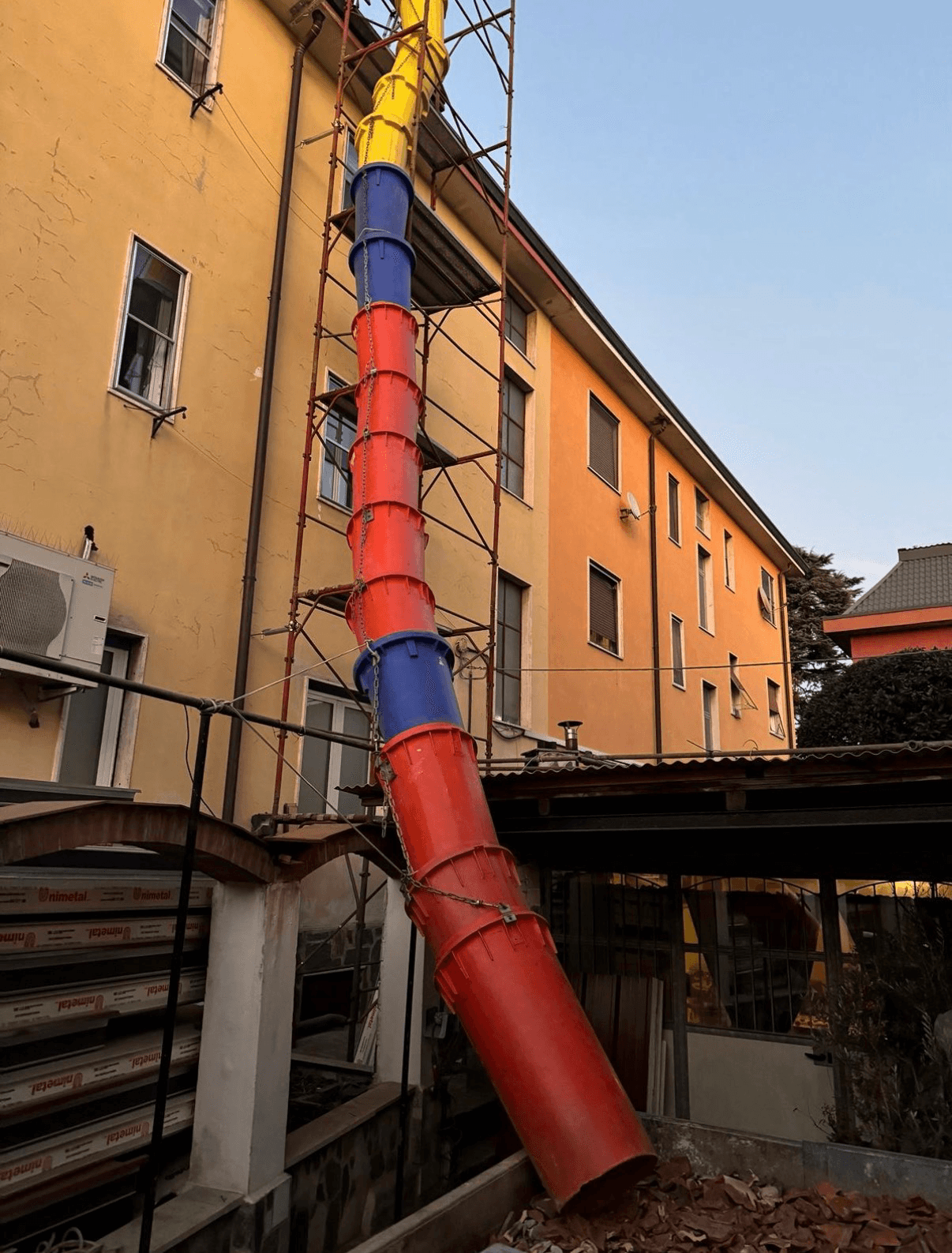 Facciate e tinteggiatura esterna — foto 2